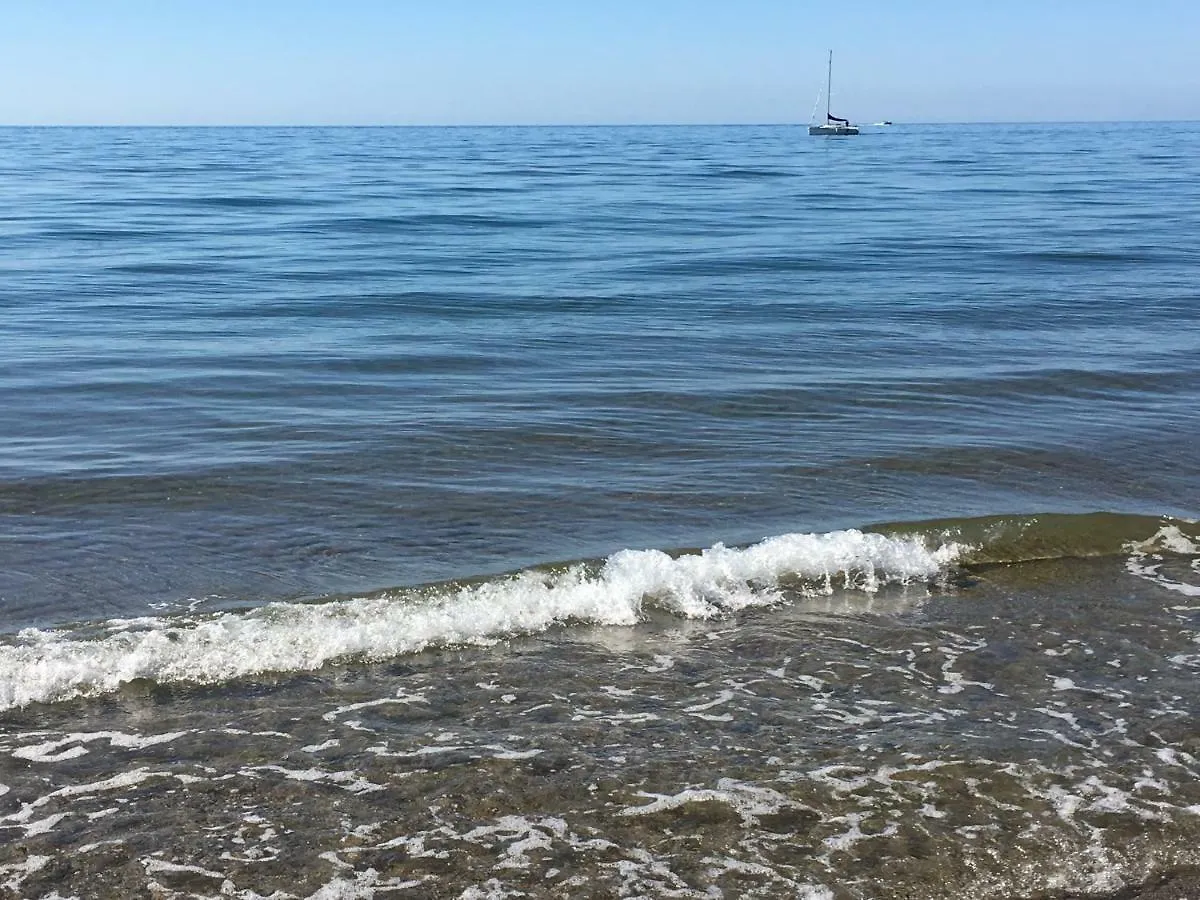 Estudio con insuperables vistas al Mar: Aparcamiento Marbella 0*,